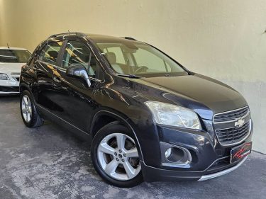 1-CHEVROLET-TRACKER-1.8-LTZ-AUTOMATICO-PRETO-2014-RR-AUTOMOVEIS-LOJA-DE-CARROS-OSASCO-AVENIDA-VISCONTE-DE-NOVA-GRANADA