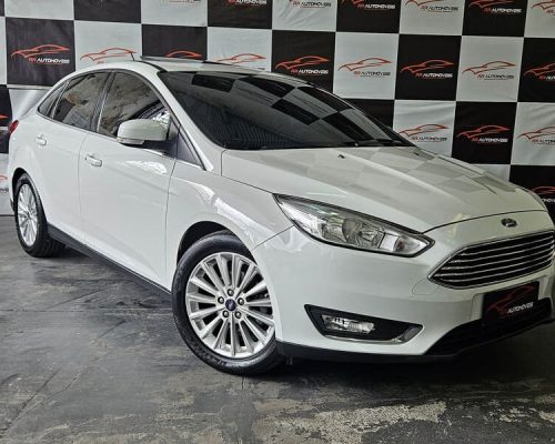 1-FORD-FOCUS-2.0-SEDAN-AUTOMATICO-BRANCO-2018-RR-AUTOMOVEIS-LOJA-DE-CARROS-OSASCO-AVENIDA-VISCONTE-DE-NOVA-GRANADA