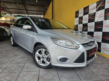 1-FORD-FOCUS-SEDAN-2.0-16V-FLEX-AUTOMÁTICO-PRATA-2014-RR-AUTOMOVEIS-LOJA-DE-CARROS-FREGUESIA-DO-O-AVENIDA-PETRONIO-PORTELA