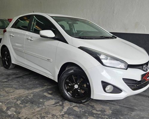 1-HYUNDAI-HB20-1.6-COMFORT-MANUAL-BRANCO-2015-RR-AUTOMOVEIS-LOJA-DE-CARROS-OSASCO-AVENIDA-VISCONTE-DE-NOVA-GRANADA