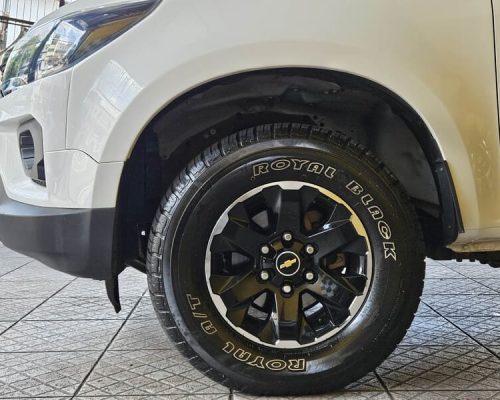 10-CHEVROLET-S10-2.8-LS-TDI-4X4-DIESEL-BRANCO-2023-RR-AUTOMOVEIS-LOJA-DE-CARROS-OSASCO-AVENIDA-VISCONTE-DE-NOVA-GRANADA