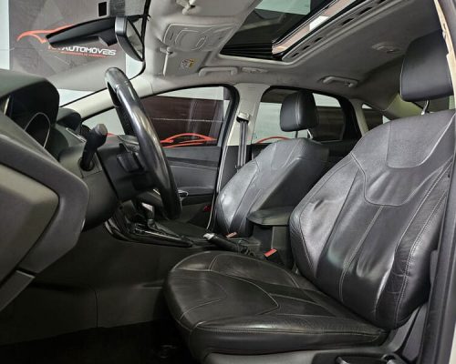 10-FORD-FOCUS-2.0-SEDAN-AUTOMATICO-BRANCO-2018-RR-AUTOMOVEIS-LOJA-DE-CARROS-OSASCO-AVENIDA-VISCONTE-DE-NOVA-GRANADA