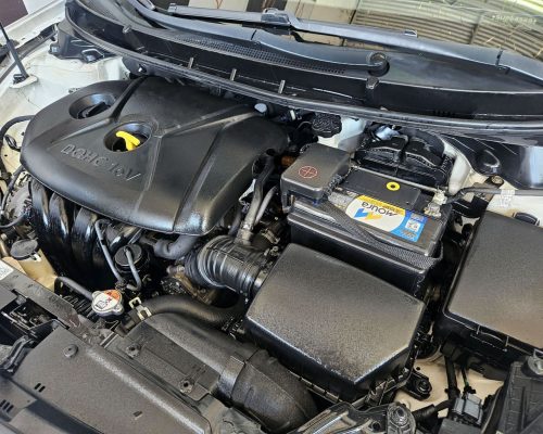 10-HYUNDAI-I30-1.8-MPI-16V-GASOLINA-4P-AUTOMATICO-BRANCO-2016-RR-AUTOMOVEIS-LOJA-DE-CARROS-OSASCO-AVENIDA-VISCONTE-DE-NOVA-GRANADA