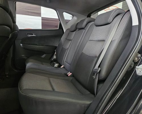 10-HYUNDAI-I30-MANUAL-PRETO-2011-RR-AUTOMOVEIS-LOJA-DE-CARROS-OSASCO-AVENIDA-VISCONTE-DE-NOVA-GRANADA