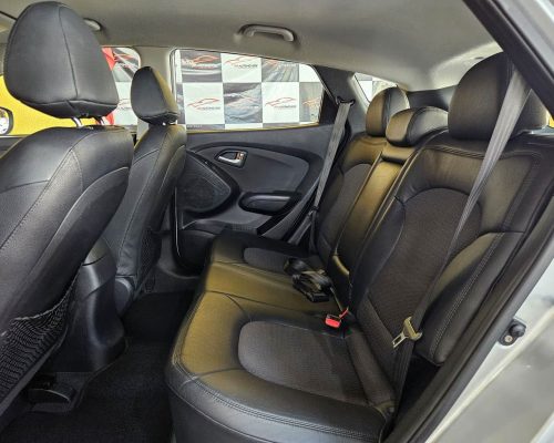10-HYUNDAI-IX35-2.0-MPI-4X2-16V-FLEX-4P-AUTOMÁTICO-PRATA-2013-RR-AUTOMOVEIS-LOJA-DE-CARROS-FREGUESIA-DO-O-AVENIDA-PETRONIO-PORTELA