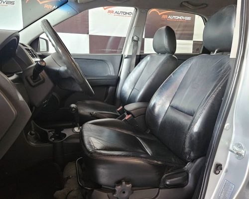 10-KIA-SPORTAGE-EX-AUTOMÁTICO-2009-PRATA-RR-AUTOMOVEIS-LOJA-DE-CARROS-FREGUESIA-DO-O-AVENIDA-PETRONIO-PORTELA