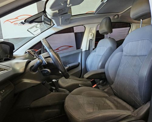 10-PEUGEOT-208-1.6-GRIFFE-AUTOMATICO-BRANCO-2014-RR-AUTOMOVEIS-LOJA-DE-CARROS-OSASCO-AVENIDA-VISCONTE-DE-NOVA-GRANADA