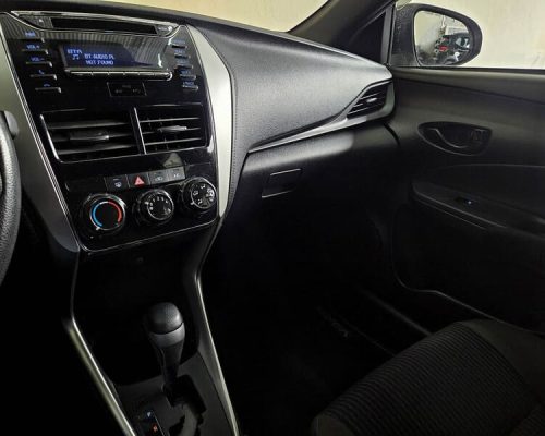 10-TOYOTA-YARIS-1.3-XL-FLEX-AUTOMÁTICO-2020-RR-AUTOMOVEIS-LOJA-DE-CARROS-OSASCO-AVENIDA-VISCONTE-DE-NOVA-GRANADA