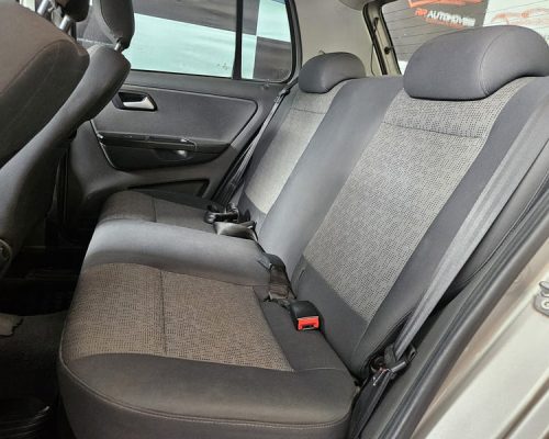10-VOLKSWAGEN-FOX-1.0-TREND-FLEX-8V-MANUAL-PRATA-2013-RR-AUTOMOVEIS-LOJA-DE-CARROS-OSASCO-AVENIDA-VISCONTE-DE-NOVA-GRANADA