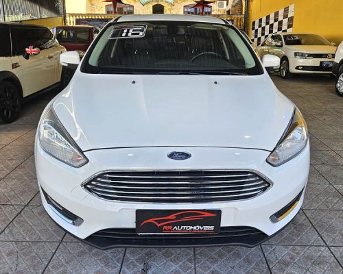 2-FORD-FOCUS-SEDAN-2.0-TITANIUM-16V-FLEX-AUTOMATICO-BRANCO-2016-RR-AUTOMOVEIS-LOJA-DE-CARROS-FREGUESIA-DO-O-AVENIDA-PETRONIO-PORTELA