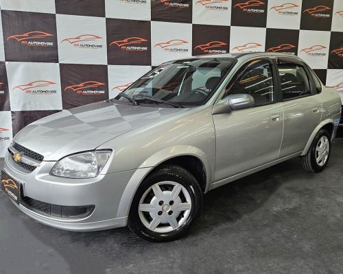 3-CHEVROLET-CLASSIC-1.0-MPFI-LS-8V-FLEX-4P-MANUAL-PRATA-2015-RR-AUTOMOVEIS-LOJA-DE-CARROS-OSASCO-AVENIDA-VISCONTE-DE-NOVA-GRANADA
