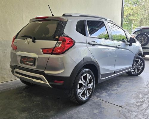 3-HONDA-WR-V-EX-CVT-PRATA-2020-RR-AUTOMOVEIS-LOJA-DE-CARROS-OSASCO-AVENIDA-VISCONTE-DE-NOVA-GRANADA