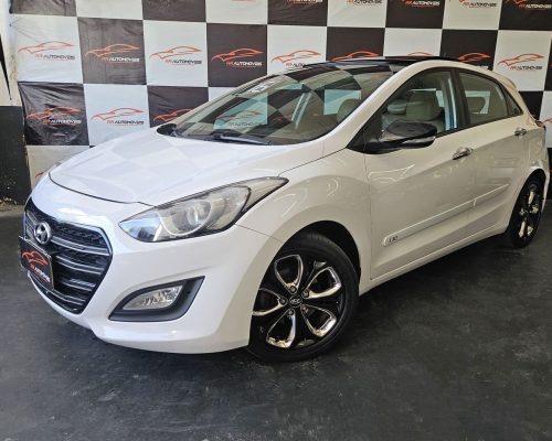 3-HYUNDAI-I30-1.8-MPI-16V-GASOLINA-4P-AUTOMATICO-BRANCO-2016-RR-AUTOMOVEIS-LOJA-DE-CARROS-OSASCO-AVENIDA-VISCONTE-DE-NOVA-GRANADA