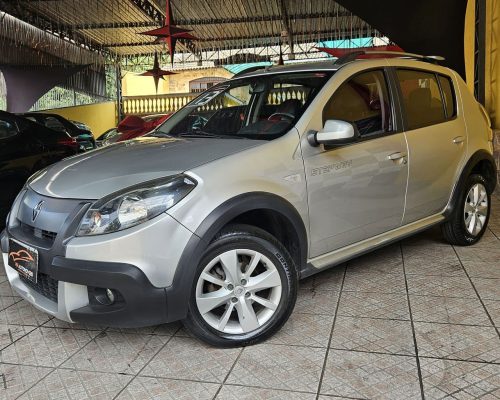 3-RENAULT-SANDERO-STEPWAY-HI-FLEX-1.6-16V-AUTOMATICO-2013-PRATA-RR-AUTOMOVEIS-LOJA-DE-CARROS-FREGUESIA-DO-O-AVENIDA-PETRONIO-PORTELA