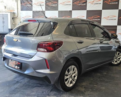 4-CHEVROLET-ONIX-1.0-LT-CINZA-2022-RR-AUTOMOVEIS-LOJA-DE-CARROS-OSASCO-AVENIDA-VISCONTE-DE-NOVA-GRANADA
