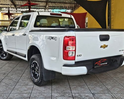4-CHEVROLET-S10-2.8-LS-TDI-4X4-DIESEL-BRANCO-2023-RR-AUTOMOVEIS-LOJA-DE-CARROS-OSASCO-AVENIDA-VISCONTE-DE-NOVA-GRANADA