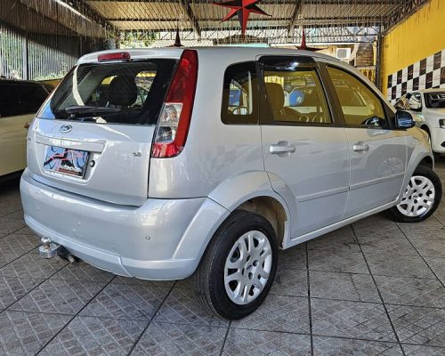4-FORD-FIESTA-1.6-8V-FLEX-MANUAL-PRATA-2009-RR-AUTOMOVEIS-LOJA-DE-CARROS-FREGUESIA-DO-O-AVENIDA-PETRONIO-PORTELA