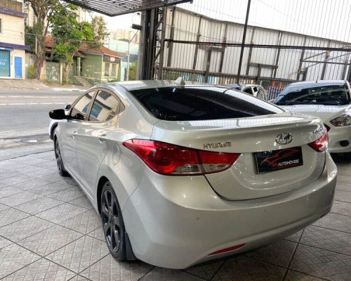 4-HYUNDAI-ELANTRA-1.8-GLS-16V-AUTOMATICO-PRATA-2013-RR-AUTOMOVEIS-LOJA-DE-CARROS-FREGUESIA-DO-O-AVENIDA-PETRONIO-PORTELA
