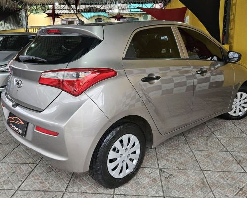 4-HYUNDAI-HB20-COMFORT-1.0-FLEX-12V-MANUAL-2017-RR-AUTOMOVEIS-LOJA-DE-CARROS-FREGUESIA-DO-O-AVENIDA-PETRONIO-PORTELA