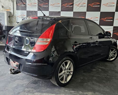 4-HYUNDAI-I30-MANUAL-PRETO-2011-RR-AUTOMOVEIS-LOJA-DE-CARROS-OSASCO-AVENIDA-VISCONTE-DE-NOVA-GRANADA