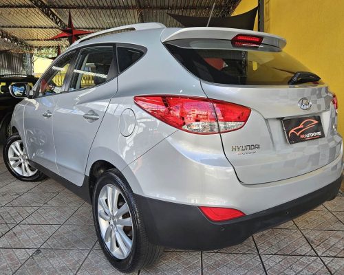 4-HYUNDAI-IX35-2.0-MPI-4X2-16V-FLEX-4P-AUTOMÁTICO-PRATA-2013-RR-AUTOMOVEIS-LOJA-DE-CARROS-FREGUESIA-DO-O-AVENIDA-PETRONIO-PORTELA