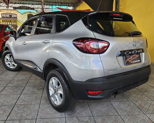 4-RENAULT-CAPTUR-1.6-16V-SCE-FLEX-BOSE-X-TRONIC-PRATA-2020-RR-AUTOMOVEIS-LOJA-DE-CARROS-FREGUESIA-DO-O-AVENIDA-PETRONIO-PORTELA