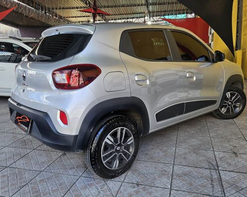 4-RENAULT-KWID-1.0-INTENSE-FLEX-12V-MANUAL-PRATA-2025-RR-AUTOMOVEIS-LOJA-DE-CARROS-FREGUESIA-DO-O-AVENIDA-PETRONIO-PORTELA