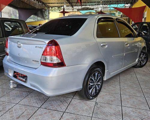 4-TOYOTA-ETIOS-SED-1.5-PLATINUM-FLEX-16V-AUTOMATICO-PRATA-RR-AUTOMOVEIS-LOJA-DE-CARROS-FREGUESIA-DO-O-AVENIDA-PETRONIO-PORTELA