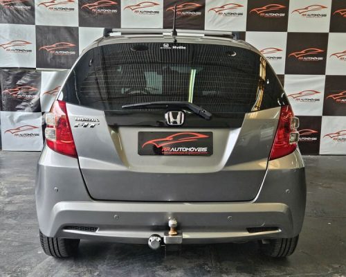 5-HONDA-FIT-1.4-LX-16V-FLEX-AUTOMATICO-CINZA-2013-RR-AUTOMOVEIS-LOJA-DE-CARROS-OSASCO-AVENIDA-VISCONTE-DE-NOVA-GRANADA