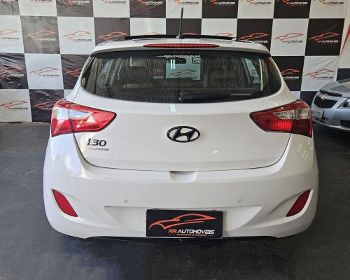 5-HYUNDAI-I30-1.8-MPI-16V-GASOLINA-4P-AUTOMATICO-BRANCO-2016-RR-AUTOMOVEIS-LOJA-DE-CARROS-OSASCO-AVENIDA-VISCONTE-DE-NOVA-GRANADA