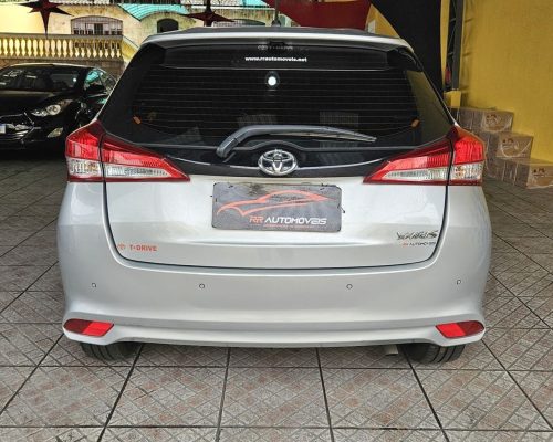 5-TOYOTA-YARIS-XL-1.5-FLEX-16V-AUTOMATICO-2023-PRATA-RR-AUTOMOVEIS-LOJA-DE-CARROS-FREGUESIA-DO-O-AVENIDA-PETRONIO-PORTELA
