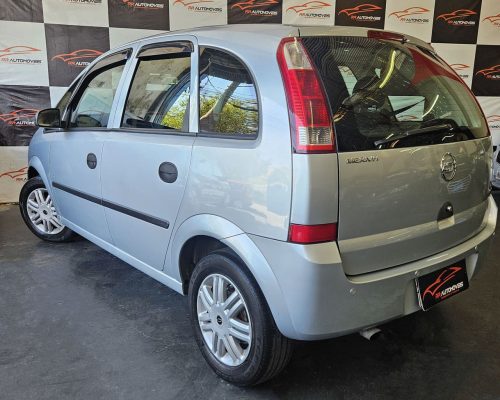 6-CHEVROLET-MERIVA-1.8-MPFI-JOY-8V-FLEX-4P-MANUAL-PRATA-2006-RR-AUTOMOVEIS-LOJA-DE-CARROS-OSASCO-AVENIDA-VISCONTE-DE-NOVA-GRANADA