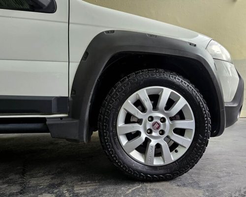 6-FIAT-STRADA-1.8-ADVENTURE-MPI-FLEX-CE-MANUAL-2016-PLACA PXM7B66-RR-AUTOMOVEIS-LOJA-DE-CARROS-OSASCO-AVENIDA-VISCONTE-DE-NOVA-GRANADA