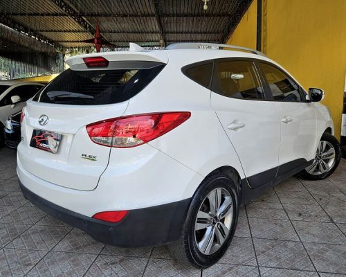 6-HYUNDAI-IX35-2.0-16V-4X2-FLEX-AUTOMÁTICO-BRANCO-2017-RR-AUTOMOVEIS-LOJA-DE-CARROS-FREGUESIA-DO-O-AVENIDA-PETRONIO-PORTELA