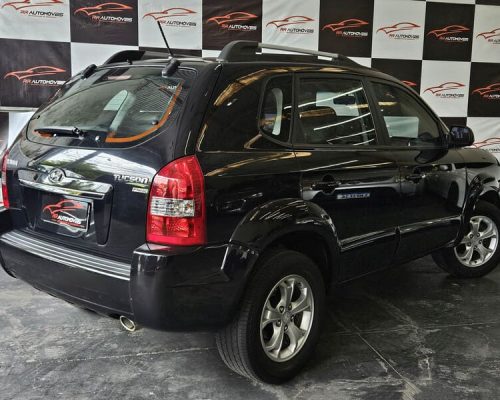 6-HYUNDAI-TUCSON-2.0-GLS-16V-FLEX-AUTOMATICO-PRETO-2013-RR-AUTOMOVEIS-LOJA-DE-CARROS-OSASCO-AVENIDA-VISCONTE-DE-NOVA-GRANADA