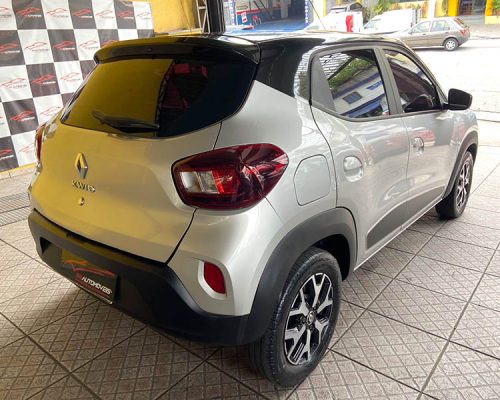 6-RENAULT-KWID-1.0-INTENSE-FLEX-12V-MANUAL-PRATA-2023-RR-AUTOMOVEIS-LOJA-DE-CARROS-FREGUESIA-DO-O-AVENIDA-PETRONIO-PORTELA