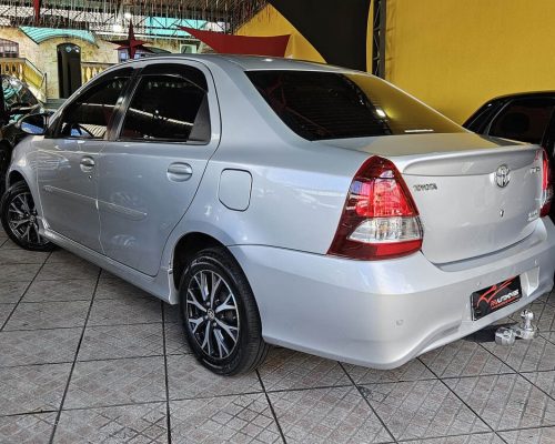 6-TOYOTA-ETIOS-SED-1.5-PLATINUM-FLEX-16V-AUTOMATICO-PRATA-RR-AUTOMOVEIS-LOJA-DE-CARROS-FREGUESIA-DO-O-AVENIDA-PETRONIO-PORTELA