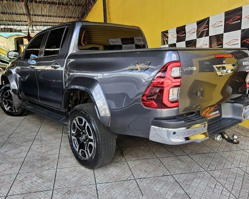 6-TOYOTA-HILUX-CD-2.8-SRX-PLUS-4X4-TDI-DIESEL-AUTOMÁTICO-CINZA-2024-RR-AUTOMOVEIS-LOJA-DE-CARROS-FREGUESIA-DO-O-AVENIDA-PETRONIO-PORTELA