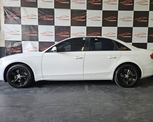 7-AUDI-A4-2.0-TFSI-ATTRACTION-180CV-GASOLINA-4P-MULTITRONIC-BRANCO-2013-RR-AUTOMOVEIS-LOJA-DE-CARROS-OSASCO-AVENIDA-VISCONTE-DE-NOVA-GRANADA