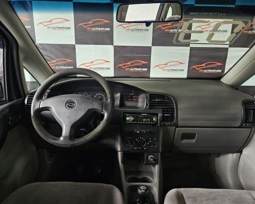 7-CHEVROLET-ZAFIRA-2.0-CD-8V-MPFI-MANUAL-PRETO-2003-RR-AUTOMOVEIS-LOJA-DE-CARROS-OSASCO-AVENIDA-VISCONTE-DE-NOVA-GRANADA