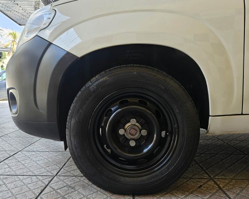 7-FIAT-FIORINO-1.4-ENDURANCE-EVO-MANUAL-BRANCO-2021-RR-AUTOMOVEIS-LOJA-DE-CARROS-FREGUESIA-DO-O-AVENIDA-PETRONIO-PORTELA