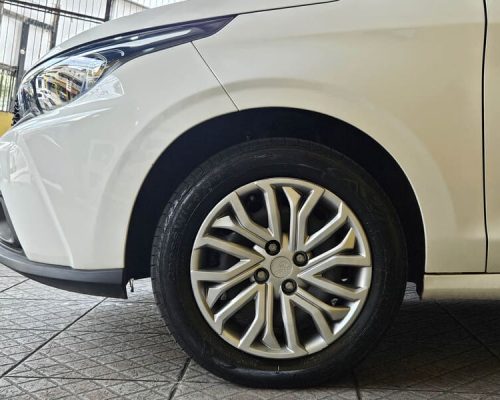 7-FORD-FIESTA-1.0-HATCH-8V-FLEX-4P-MANUAL-BRANCO-2025-RR-AUTOMOVEIS-LOJA-DE-CARROS-FREGUESIA-DO-O-AVENIDA-PETRONIO-PORTELA