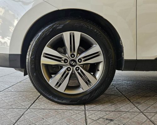 7-HYUNDAI-IX35-2.0-16V-4X2-FLEX-AUTOMÁTICO-BRANCO-2017-RR-AUTOMOVEIS-LOJA-DE-CARROS-FREGUESIA-DO-O-AVENIDA-PETRONIO-PORTELA