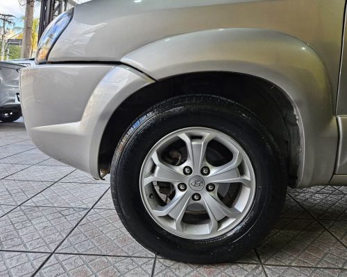 7-HYUNDAI-TUCSON-GLS-2.0-16V-FLEX-AUTOMATICO-2011-PRATA-RR-AUTOMOVEIS-LOJA-DE-CARROS-FREGUESIA-DO-O-AVENIDA-PETRONIO-PORTELA