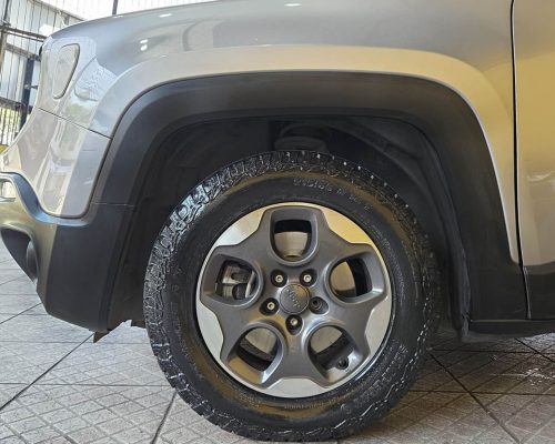 7-JEEP-RENEGADE-1.8-16V-FLEX-4P-AUTOMÁTICO-CINZA-2020-RR-AUTOMOVEIS-LOJA-DE-CARROS-FREGUESIA-DO-O-AVENIDA-PETRONIO-PORTELA
