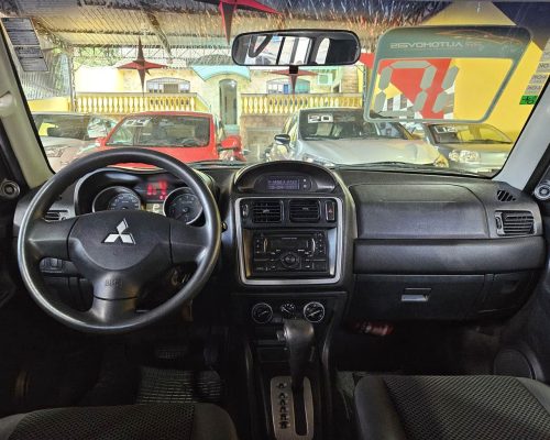 7-MITSUBISHI-PAJERO-TR4-2.0-4X4-16V-FLEX-4P-MANUAL-PRATA-2010-RR-AUTOMOVEIS-LOJA-DE-CARROS-FREGUESIA-DO-O-AVENIDA-PETRONIO-PORTELA