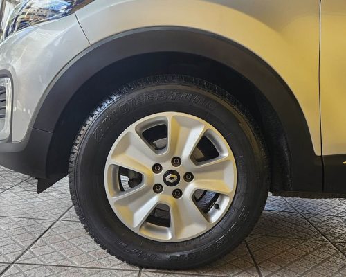 7-RENAULT-CAPTUR-1.6-16V-SCE-FLEX-BOSE-X-TRONIC-PRATA-2020-RR-AUTOMOVEIS-LOJA-DE-CARROS-FREGUESIA-DO-O-AVENIDA-PETRONIO-PORTELA