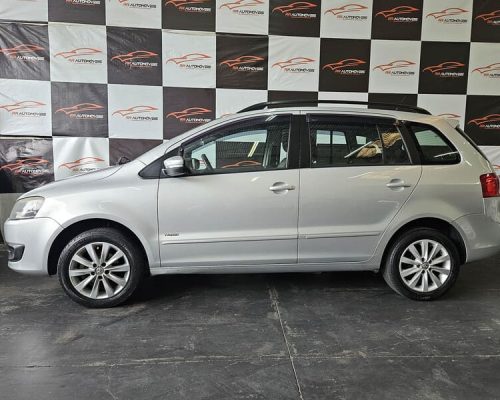 7-VOLKSWAGEN-SPACEFOX-1.6-MI-TREND-FLEX-4P-MANUAL-PRATA-2012-RR-AUTOMOVEIS-LOJA-DE-CARROS-OSASCO-AVENIDA-VISCONTE-DE-NOVA-GRANADA