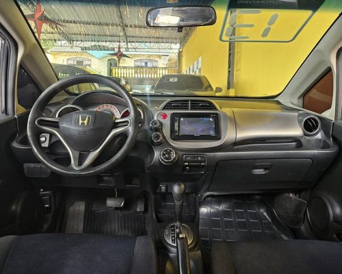 8-HONDA-FIT-1.4-LX-8V-FLEX-4P-AUTOMÁTICO-PRETO-2013-RR-AUTOMOVEIS-LOJA-DE-CARROS-FREGUESIA-DO-O-AVENIDA-PETRONIO-PORTELA
