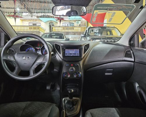 8-HYUNDAI-HB20-COMFORT-1.0-FLEX-12V-MANUAL-2017-RR-AUTOMOVEIS-LOJA-DE-CARROS-FREGUESIA-DO-O-AVENIDA-PETRONIO-PORTELA
